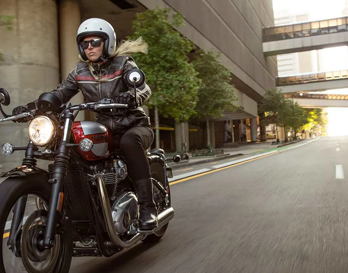 How Should Motorcycle Pants Fit